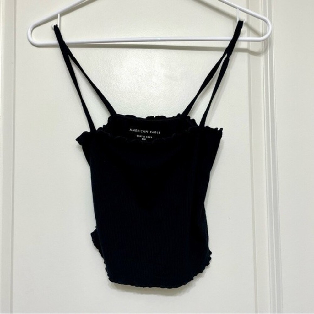 AE Black Ribbed Crop Top